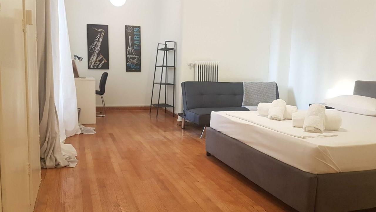 Violet Errathens Apartment - Athens Center, 7 Bd, 3 Bath מראה חיצוני תמונה