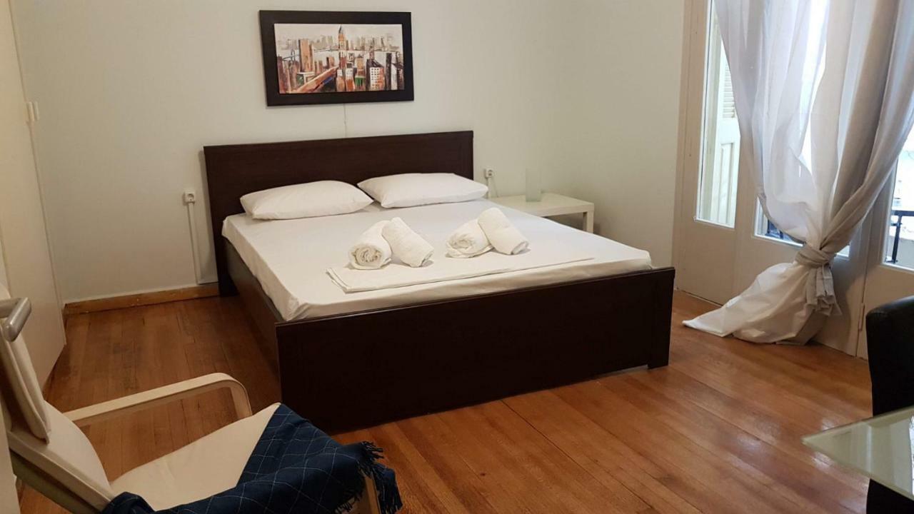 Violet Errathens Apartment - Athens Center, 7 Bd, 3 Bath מראה חיצוני תמונה
