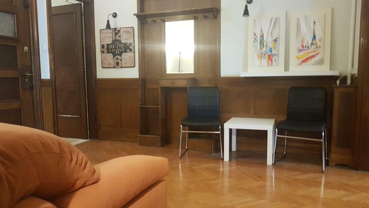 Violet Errathens Apartment - Athens Center, 7 Bd, 3 Bath מראה חיצוני תמונה